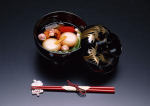 各種日本酒のある居酒屋「寛-KUTUROGI」